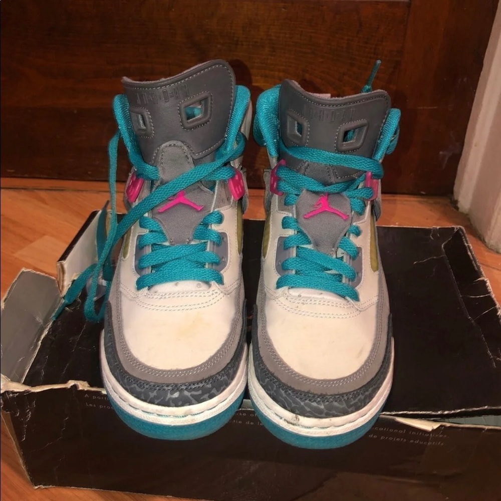 Nike Air Jordan Spizike Grey Pink Teal Girl Wmns